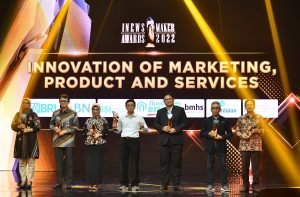 Ineewsmaker 2002 Winners