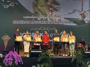 d2d3a03240c44ab851eb4c3f18bca250