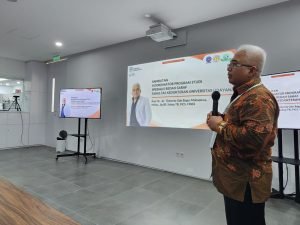 597879c1b04dc567c8c1be31ba370603