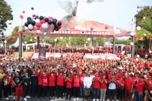 Ribuan Masyarakat Tabanan Sambut Suka Cita Pembukaan HUT Ke-530 Kota Singasana1