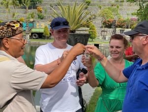 A0429FE4-FFC5-4896-90FF-117E3904AF39