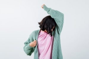 Ilustrasi Bau Badan (Yoona Women)