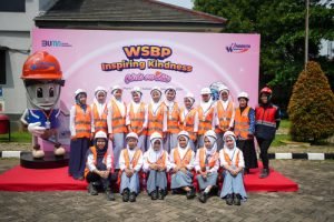 Kembali Gelar WSBP Inspiring Kindness Girls on Site, WSBP Ajak Siswi SMAN 1 Kalijati Berkontribusi di Dunia Manufaktur dan Konstruksi (1)