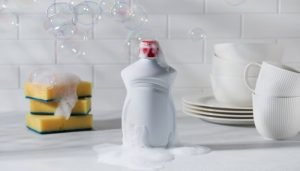 Ilustrasi Sabun Pencuci Piring, Bahtera Adi Jaya