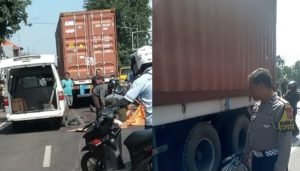 Screenshot_20250303_235940_InCollage - Collage Maker