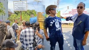 Screenshot_20250308_234631_InCollage - Collage Maker