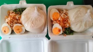 Kuliner Favorit Keluarga Bubur Ayam Jakarta 46 di Surabaya (2)
