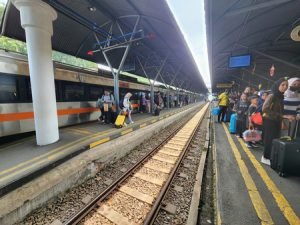 Lebih Dari 123 Ribu Pelanggan Gunakan KA di Daop 8 Surabaya