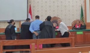 Screenshot_20250522_130902_Photo Editor