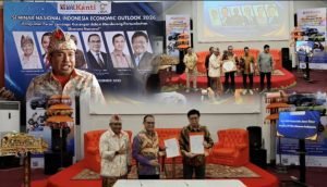 Screenshot_20251208_155225_InCollage - Collage Maker