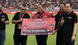 Screenshot_20251214_235330_WhatsAppBusiness