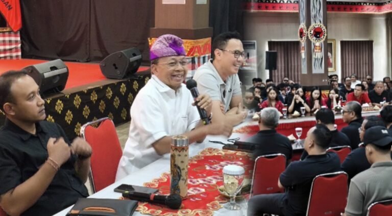 Screenshot_20251230_193107_InCollage - Collage Maker