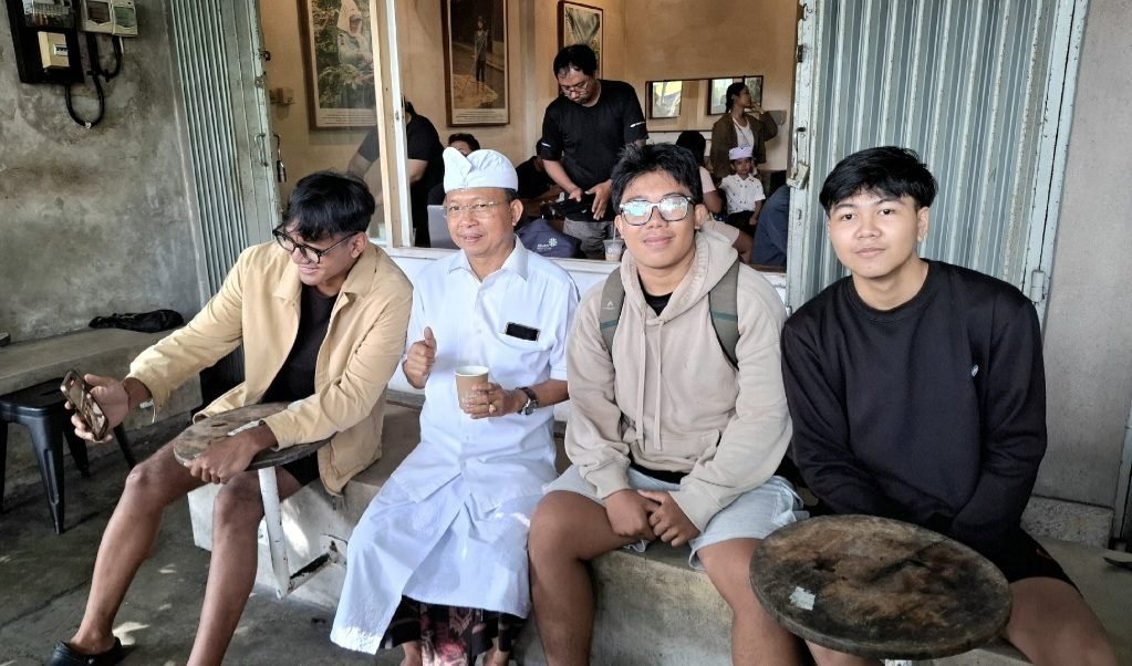 Screenshot_20260103_130641_Photo Editor