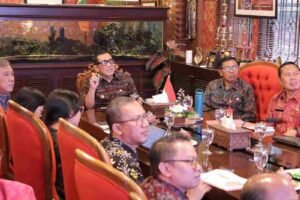 6793titiklampu-12022016-8_NE8jN8RF6B