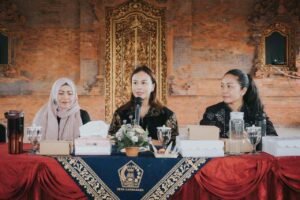 Pelatihan Garnis dan Fruit Carving (1)_eTRACvjw1B