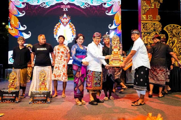 Dresta Lango dan Dharma Shanti (1)_x5GX2pwL6A