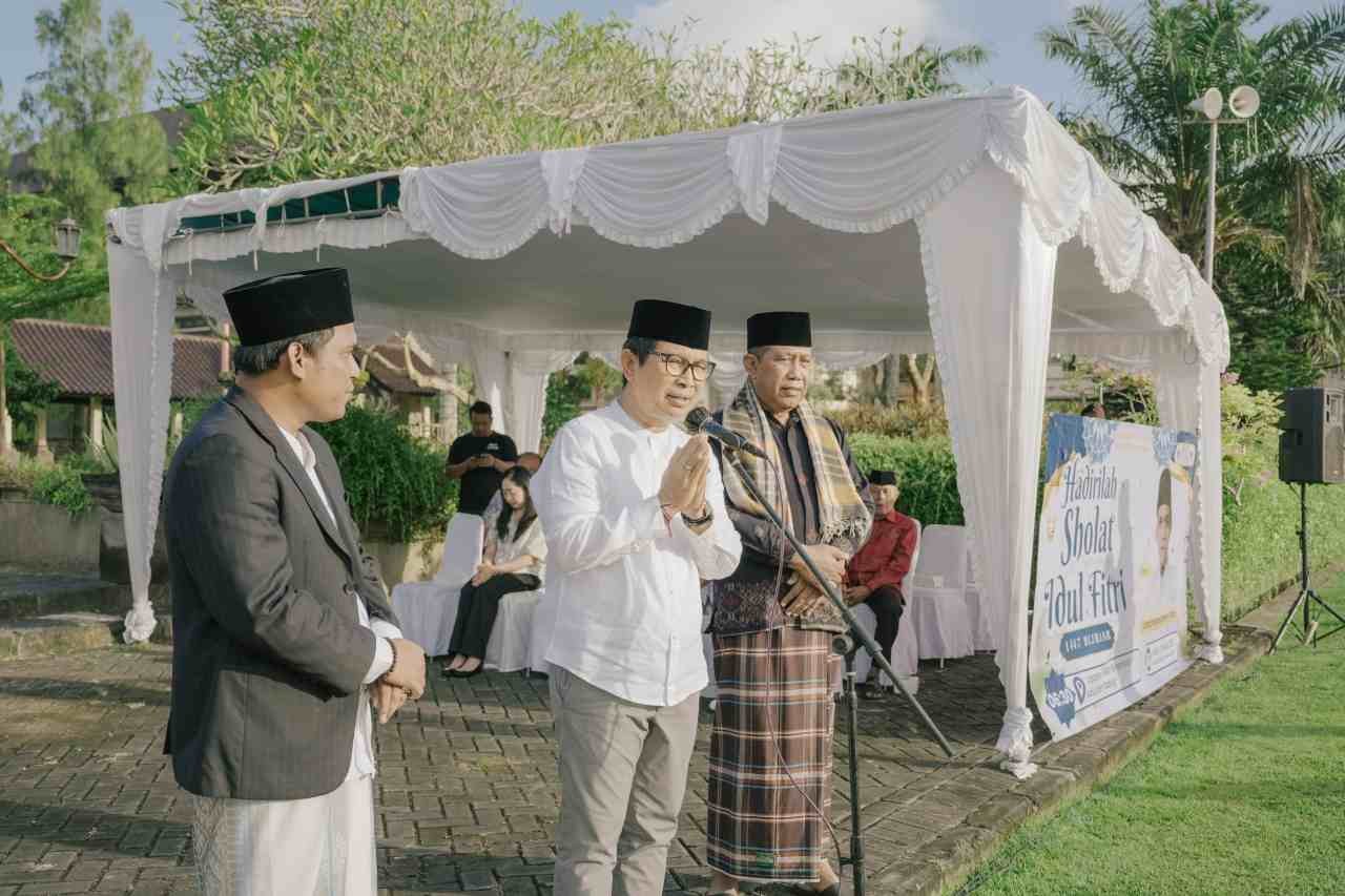 Shalat Idul Fitri (1)_2iaA047K7z