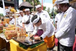 Karya di Banjar Karangenjung Bhakti Sembung (1)_qnb8bAEd6q