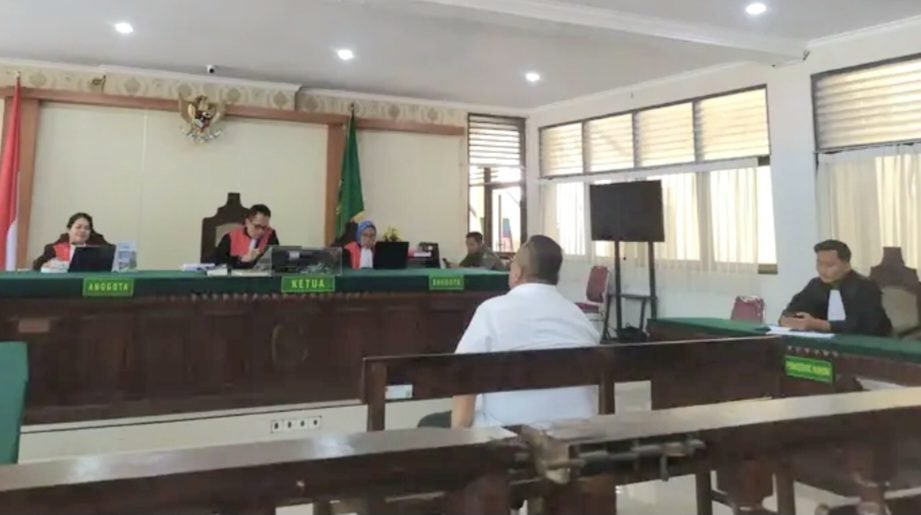 Screenshot_20260407_213332_Photo Editor