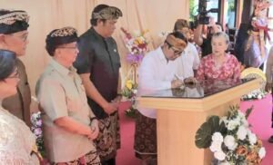 Screenshot_20260411_002017_Photo Editor