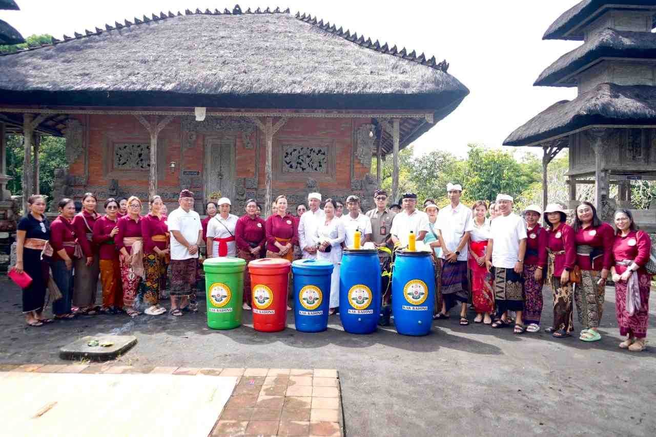 WHDI Badung Gelar Aksi Sosial (3)_w1RgVJEu92