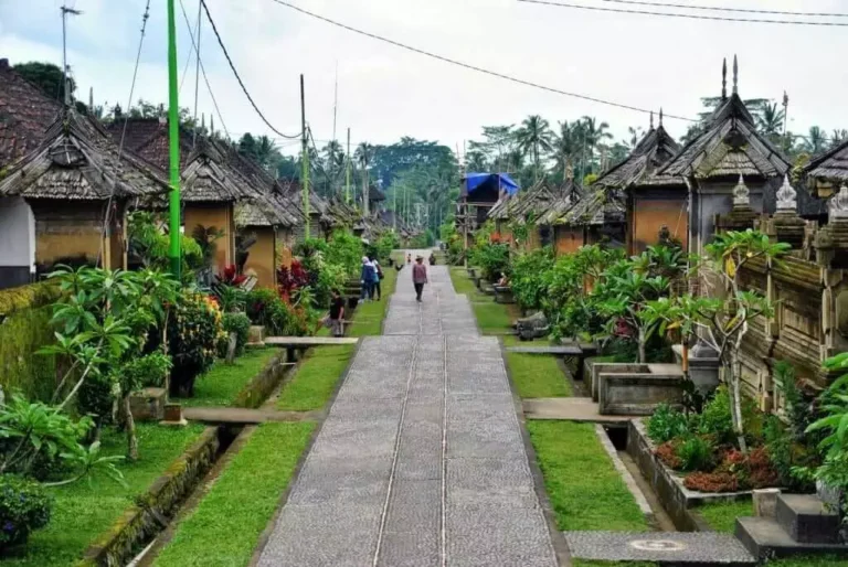 Rekomendasi 10 Tempat Wisata Halal di Bali untuk Liburan Bersama Keluarga