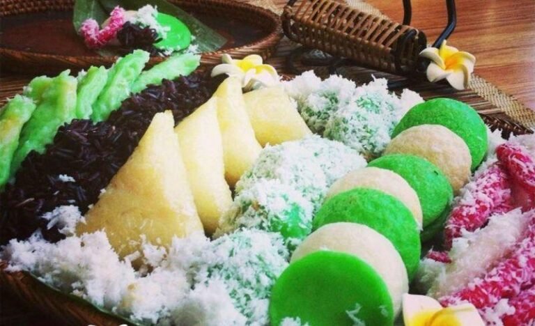 Enak! 5 Jajanan Tradisional Khas Bali yang Melegenda dan Wajib Kamu Cicipi