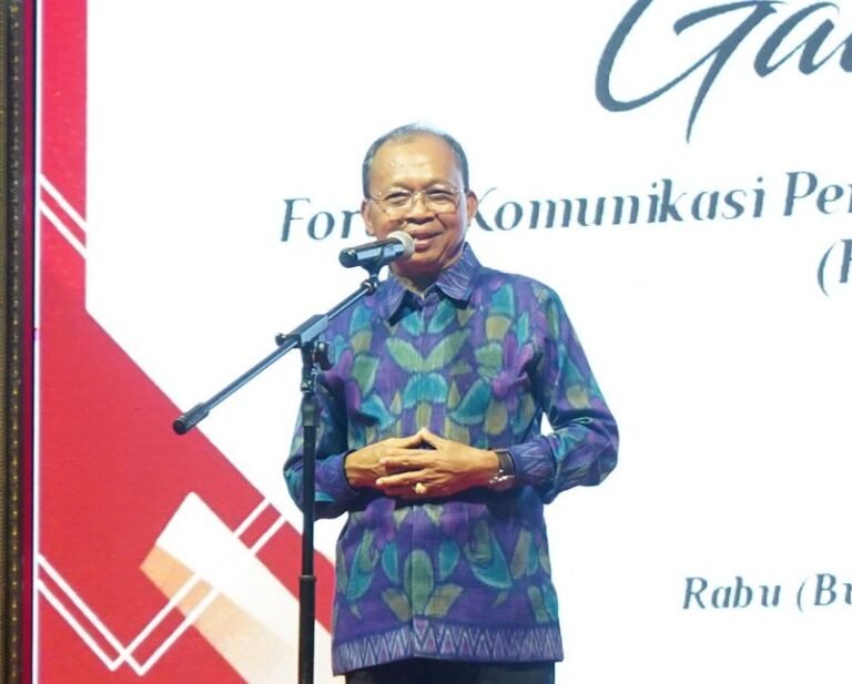 Gala Dinner FKPTPKI, Koster Tegaskan Bali Konsisten Jalankan Pembangunan Berbasis Kearifan Lokal