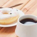 Sebaiknya Hindari Makan Donat Setelah Minum Kopi, Ini Bahayanya!