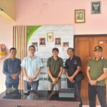 Datang Langsung ke Jembrana, Peneliti Jepang Yusuke Koizumi Terkesan dengan Banjar Smart Hub Warnasari