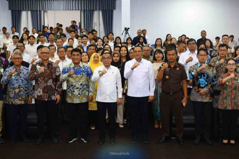 Mendiktisaintek Dorong Seleksi Mahasiswa Baru FK melalui Skema Beasiswa Pemerintah Daerah