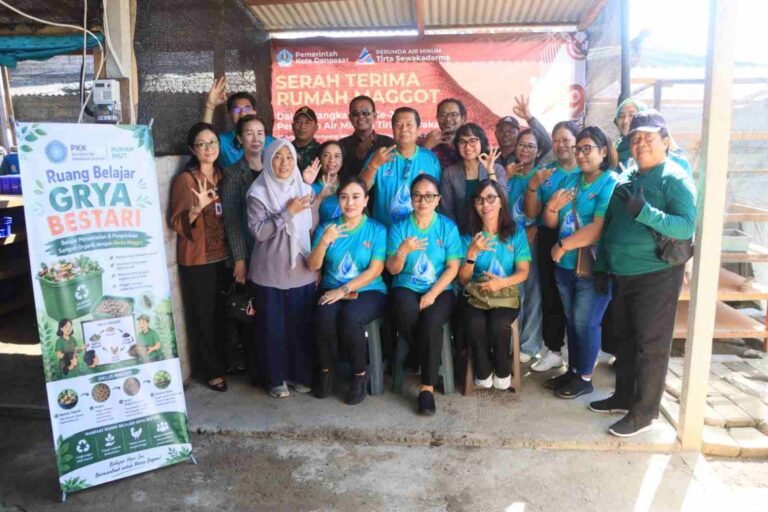 Sinergi Bersama Perumda Tirta Sewakadarma Kelola Sampah dari Hulu, TP PKK Denpasar Perkuat Budidaya Maggot di Masyarakat