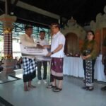 Salurkan Dana Hibah, Bupati Kembang Tekankan Akuntabilitas dan Swadaya Masyarakat