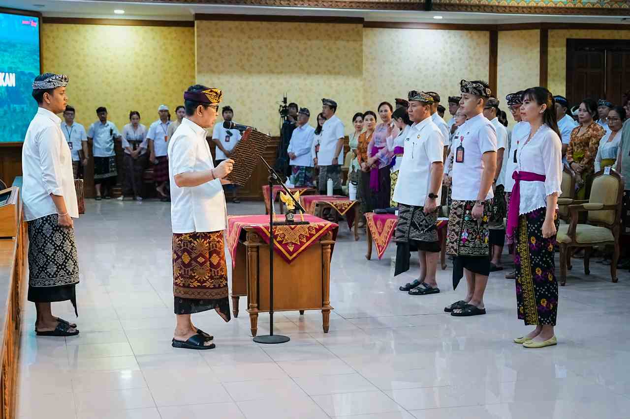 Lantik 156 Pejabat di Badung (3)_EjUgsgTM2d