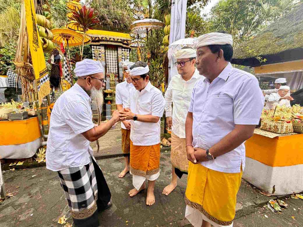 Penganyaran Pemkab Badung di Pura Luhur Batukau (5)_gdx9iq353o_ghnfb4Id14