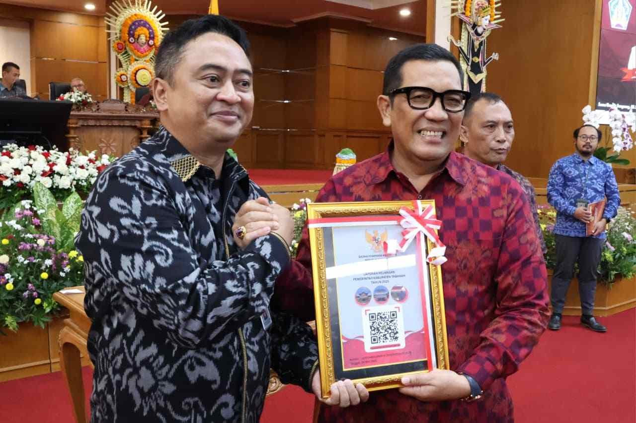 Pertahankan Transparansi, Pemkab Tabanan Raih Opini WTP 12 Kali Berturut-turut atas LKPD (1)_4mj0Yt075x
