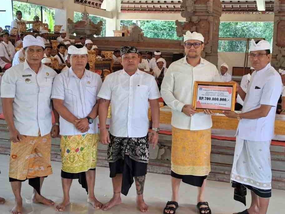 Upacara Ngeratep Petapakan (2)_YIdxcBdV8A