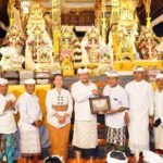 Wakil Bupati Badung Hadiri Prosesi Nganyarin di Pura Dalem Pingit Bongkasa