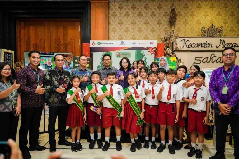 Bupati Adi Arnawa Luncurkan Beasiswa ‘Nak Badung’ di BEF 2026