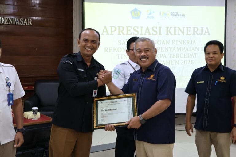 KPU Bali Raih Penghargaan KPPN Denpasar atas Kinerja Pengelolaan Keuangan
