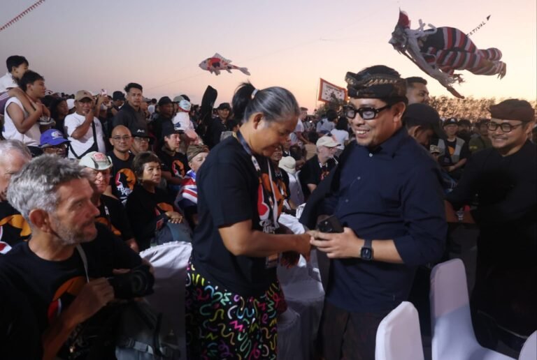 Wawali Arya Wibawa Resmi Buka Rare Angon International Kite Festival 2026