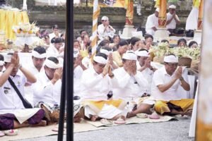 Karya di Pura Gede Batur Pererenan (4)_jD7ZndWr6E