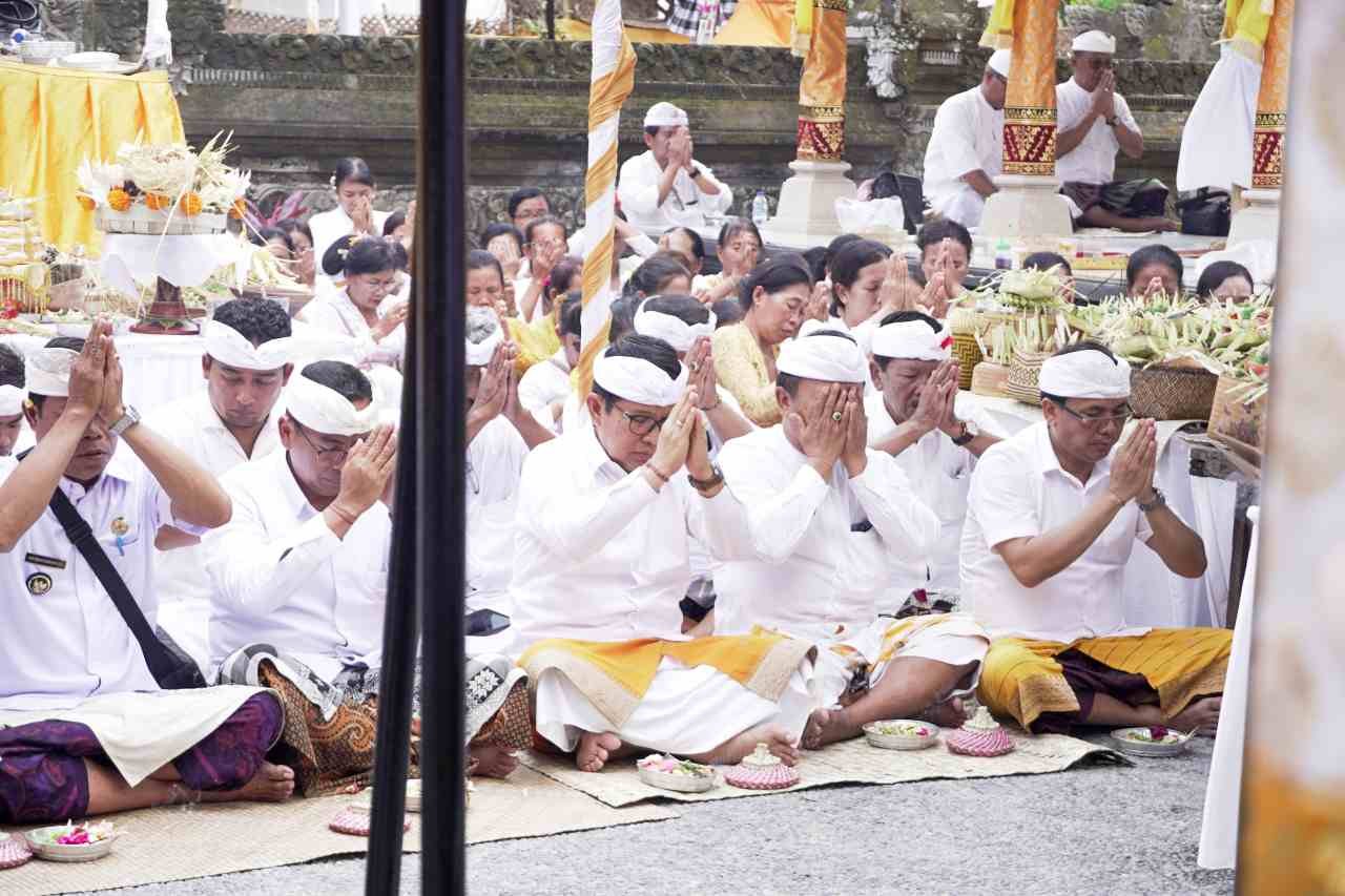 Karya di Pura Gede Batur Pererenan (4)_jD7ZndWr6E