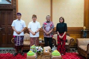 Kunjungan Bupati Manggarai (1)_e05fcM9L3V