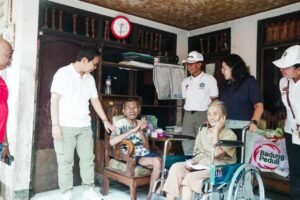 Sambangi Warga Disabilitas (6)_ftc6Mw3c7I