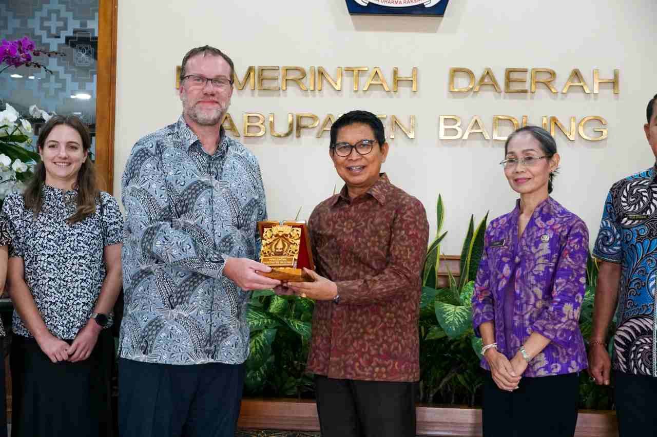 Delegasi Inggris (4)_SPj0lEeY3b