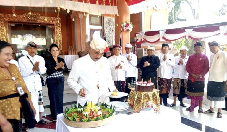 HUT ke-7 MDA Bali, Perkuat Soliditas dan Sinergi Jaga Desa Adat