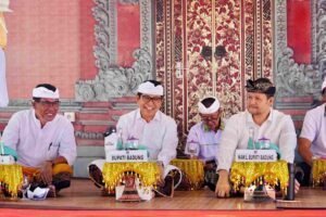 Yadnya Massal Desa Adat Kwanji (5)_z3KugU1H3s