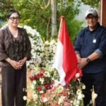 Bupati Sanjaya Beserta Ibu Ziarah ke Makam Guruh Soekarnoputra, Sampaikan Duka Mendalam