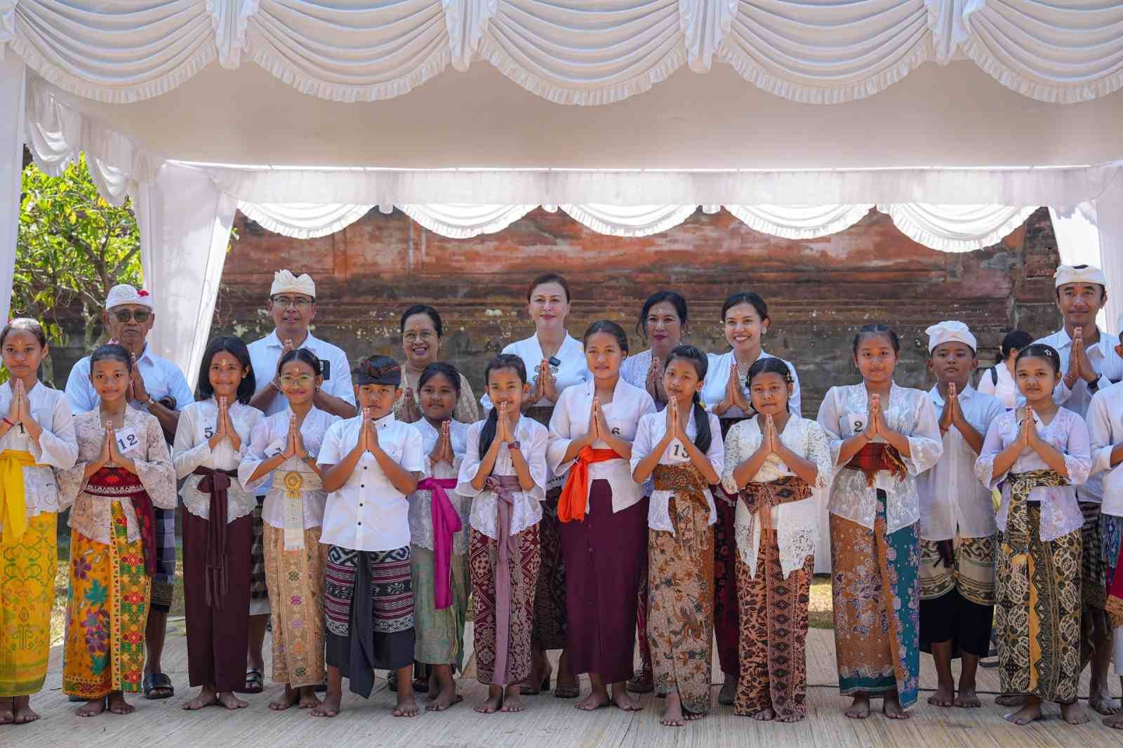 Lomba Tradisional di Festival Kapal (1)_8MqOnb2d9m